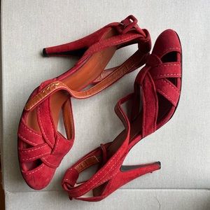 Paola Linea Red Suede Pump